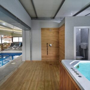 מתחם בריכה וילה ספרטה מושב עין יעקב